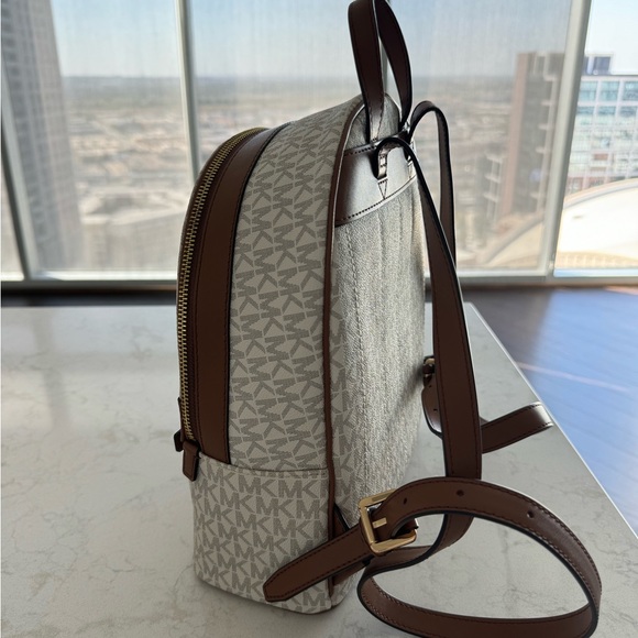 MICHAEL KORS Backpack - Picture 4 of 5